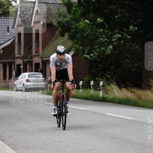 30.08.2026 - Elbe Triathlon Hamburg Michael Burmester http://msf.ph/oto/10112430 30.08.2026 14:54:25 Radfahren 155 meine-sportfotos.de