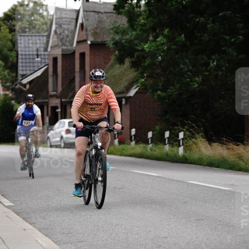 30.08.2026 - Elbe Triathlon Hamburg Michael Burmester http://msf.ph/oto/10112447 30.08.2026 14:55:11 Radfahren 137, 134, 137, 147 meine-sportfotos.de