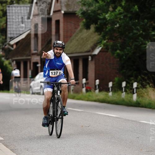 30.08.2026 - Elbe Triathlon Hamburg Michael Burmester http://msf.ph/oto/10112448 30.08.2026 14:55:13 Radfahren 137, 137, 2, 134, 137, 147 meine-sportfotos.de