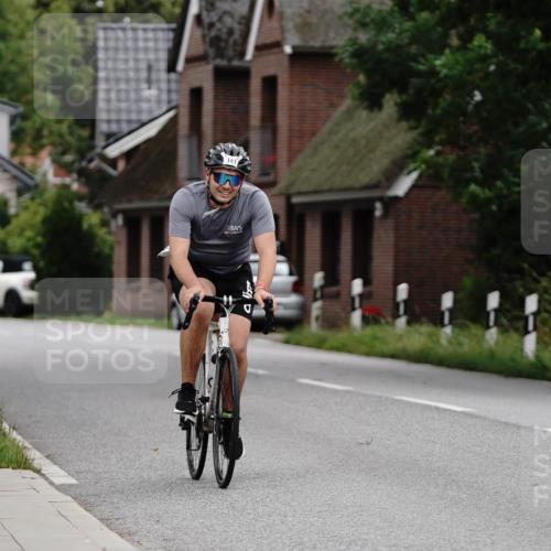 30.08.2026 - Elbe Triathlon Hamburg Michael Burmester http://msf.ph/oto/10112458 30.08.2026 14:55:50 Radfahren 141, 141 meine-sportfotos.de