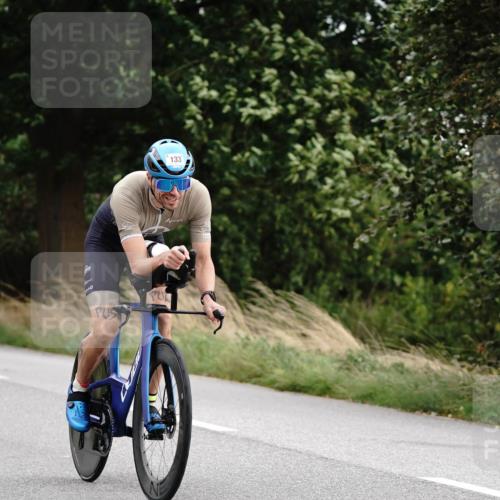 30.08.2026 - Elbe Triathlon Hamburg Michael Burmester http://msf.ph/oto/10112566 30.08.2026 15:01:30 Radfahren 133 meine-sportfotos.de