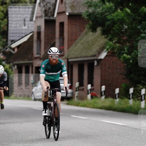 30.08.2026 - Elbe Triathlon Hamburg Michael Burmester http://msf.ph/oto/10112577 30.08.2026 15:02:54 Radfahren 130, 130 meine-sportfotos.de