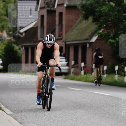 30.08.2026 - Elbe Triathlon Hamburg Michael Burmester http://msf.ph/oto/10112589 30.08.2026 15:03:36 Radfahren 169 meine-sportfotos.de