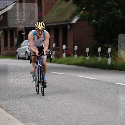 30.08.2026 - Elbe Triathlon Hamburg Michael Burmester http://msf.ph/oto/10112607 30.08.2026 15:05:37 Radfahren  meine-sportfotos.de