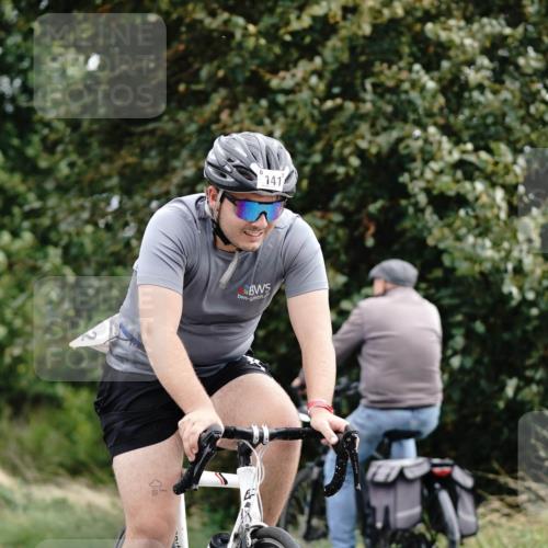 30.08.2026 - Elbe Triathlon Hamburg Michael Burmester http://msf.ph/oto/10112614 30.08.2026 15:06:03 Radfahren 141 meine-sportfotos.de