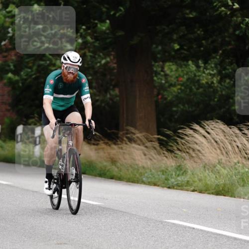 30.08.2026 - Elbe Triathlon Hamburg Michael Burmester http://msf.ph/oto/10112626 30.08.2026 15:08:04 Radfahren 130, 160 meine-sportfotos.de