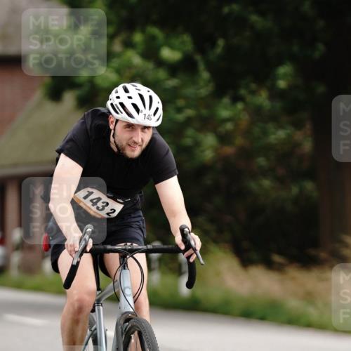 30.08.2026 - Elbe Triathlon Hamburg Michael Burmester http://msf.ph/oto/10112677 30.08.2026 15:17:53 Radfahren 143, 1432 meine-sportfotos.de