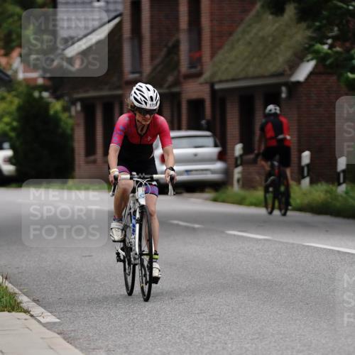 30.08.2026 - Elbe Triathlon Hamburg Michael Burmester http://msf.ph/oto/10112681 30.08.2026 15:18:51 Radfahren 175 meine-sportfotos.de