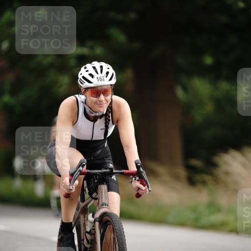 30.08.2026 - Elbe Triathlon Hamburg Michael Burmester http://msf.ph/oto/10112735 30.08.2026 15:25:36 Radfahren 162 meine-sportfotos.de