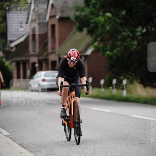 30.08.2026 - Elbe Triathlon Hamburg Michael Burmester http://msf.ph/oto/10112754 30.08.2026 15:27:12 Radfahren 146 meine-sportfotos.de