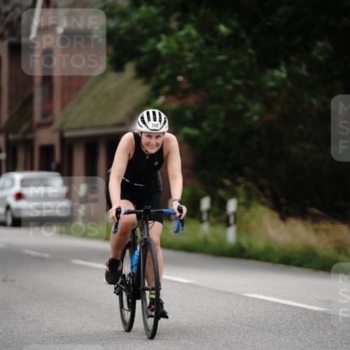 30.08.2026 - Elbe Triathlon Hamburg Michael Burmester http://msf.ph/oto/10112768 30.08.2026 15:27:55 Radfahren 140 meine-sportfotos.de