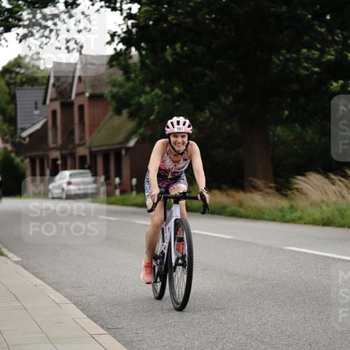 30.08.2026 - Elbe Triathlon Hamburg Michael Burmester http://msf.ph/oto/10112826 30.08.2026 15:30:40 Radfahren  meine-sportfotos.de