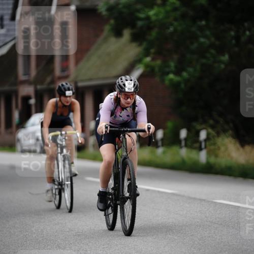 30.08.2026 - Elbe Triathlon Hamburg Michael Burmester http://msf.ph/oto/10112883 30.08.2026 15:33:47 Radfahren 157, 157 meine-sportfotos.de