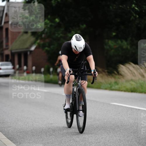 30.08.2026 - Elbe Triathlon Hamburg Michael Burmester http://msf.ph/oto/10112907 30.08.2026 15:34:51 Radfahren 179 meine-sportfotos.de