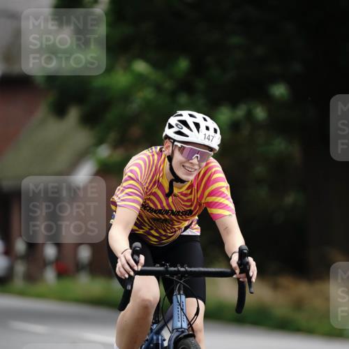 30.08.2026 - Elbe Triathlon Hamburg Michael Burmester http://msf.ph/oto/10112957 30.08.2026 15:37:01 Radfahren 147 meine-sportfotos.de