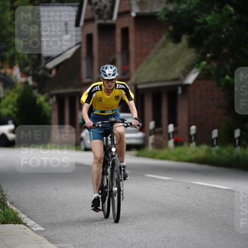 30.08.2026 - Elbe Triathlon Hamburg Michael Burmester http://msf.ph/oto/10112962 30.08.2026 15:37:19 Radfahren 155 meine-sportfotos.de