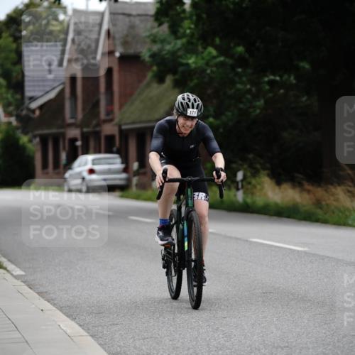 30.08.2026 - Elbe Triathlon Hamburg Michael Burmester http://msf.ph/oto/10112981 30.08.2026 15:38:57 Radfahren 171, 3 meine-sportfotos.de