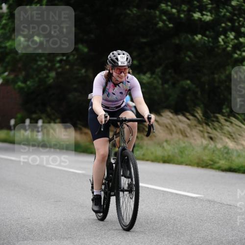 30.08.2026 - Elbe Triathlon Hamburg Michael Burmester http://msf.ph/oto/10112987 30.08.2026 15:39:05 Radfahren 157, 157 meine-sportfotos.de