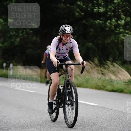 30.08.2026 - Elbe Triathlon Hamburg Michael Burmester http://msf.ph/oto/10112988 30.08.2026 15:39:05 Radfahren 157, 157 meine-sportfotos.de