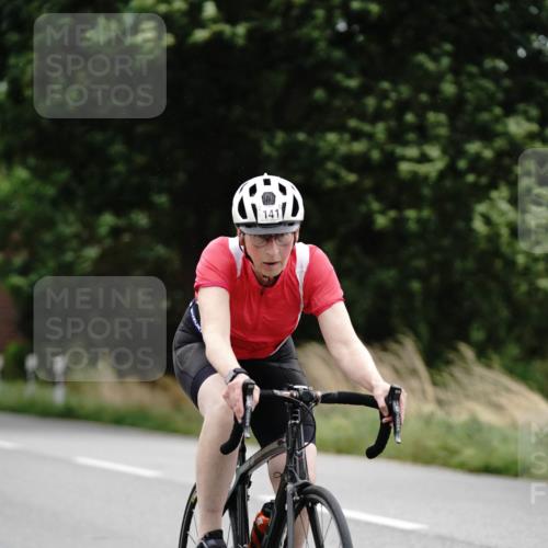 30.08.2026 - Elbe Triathlon Hamburg Michael Burmester http://msf.ph/oto/10112991 30.08.2026 15:39:28 Radfahren 141 meine-sportfotos.de