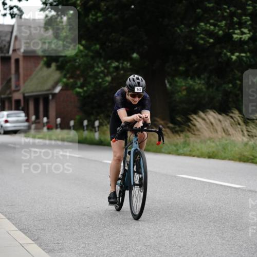30.08.2026 - Elbe Triathlon Hamburg Michael Burmester http://msf.ph/oto/10112995 30.08.2026 15:39:34 Radfahren 142 meine-sportfotos.de