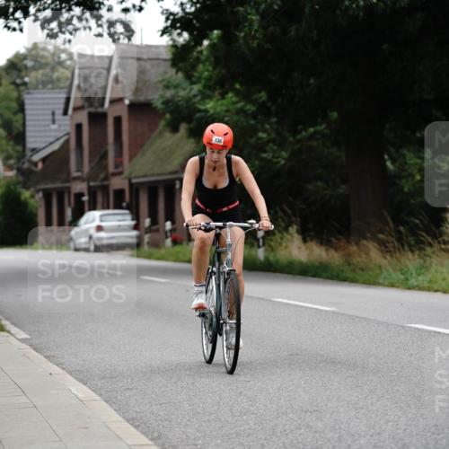 30.08.2026 - Elbe Triathlon Hamburg Michael Burmester http://msf.ph/oto/10113014 30.08.2026 15:41:21 Radfahren 136 meine-sportfotos.de