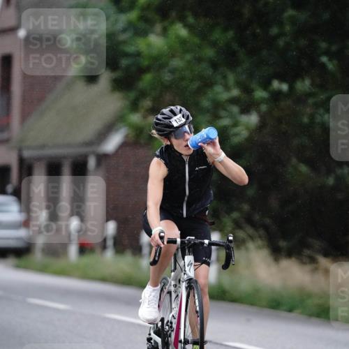 30.08.2026 - Elbe Triathlon Hamburg Michael Burmester http://msf.ph/oto/10113039 30.08.2026 15:44:04 Radfahren 132 meine-sportfotos.de