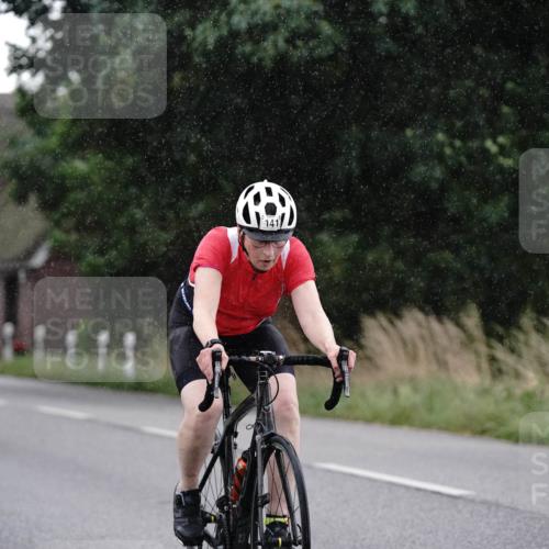 30.08.2026 - Elbe Triathlon Hamburg Michael Burmester http://msf.ph/oto/10113051 30.08.2026 15:44:35 Radfahren 141 meine-sportfotos.de