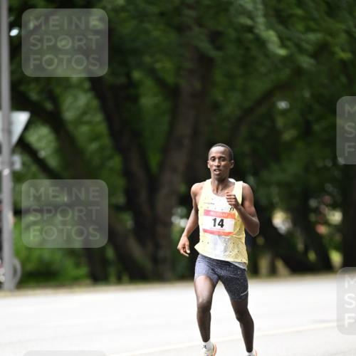 06.09.2026 - CURREX Alsterlauf Dr. Thomas Lammeyer http://msf.ph/oto/10113076 06.09.2026 09:03:53 Laufen 14 meine-sportfotos.de