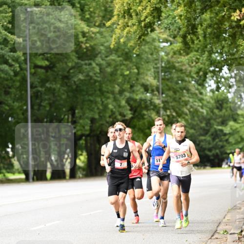 06.09.2026 - CURREX Alsterlauf Dr. Thomas Lammeyer http://msf.ph/oto/10113100 06.09.2026 09:04:13 Laufen 7, 51, 5703 meine-sportfotos.de