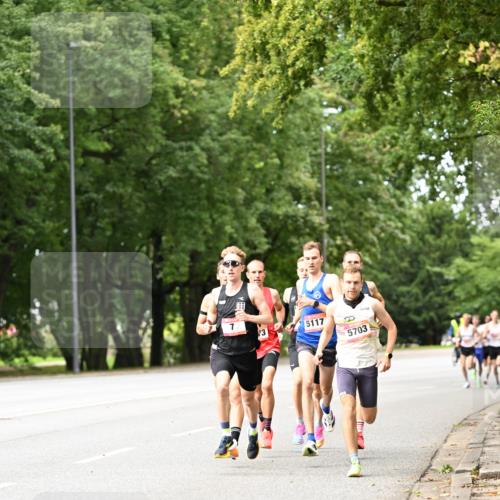 06.09.2026 - CURREX Alsterlauf Dr. Thomas Lammeyer http://msf.ph/oto/10113101 06.09.2026 09:04:13 Laufen 13, 5117, 123, 5703 meine-sportfotos.de