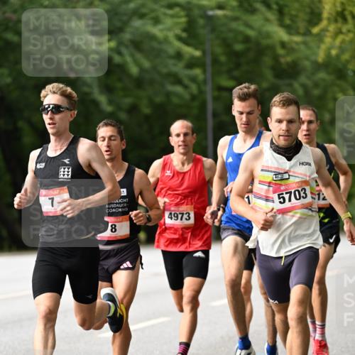 06.09.2026 - CURREX Alsterlauf Dr. Thomas Lammeyer http://msf.ph/oto/10113114 06.09.2026 09:04:15 Laufen 7, 8, 4973, 570372 meine-sportfotos.de