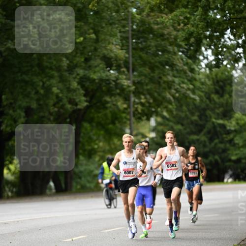 06.09.2026 - CURREX Alsterlauf Dr. Thomas Lammeyer http://msf.ph/oto/10113126 06.09.2026 09:04:18 Laufen 6302, 6007, 5751 meine-sportfotos.de