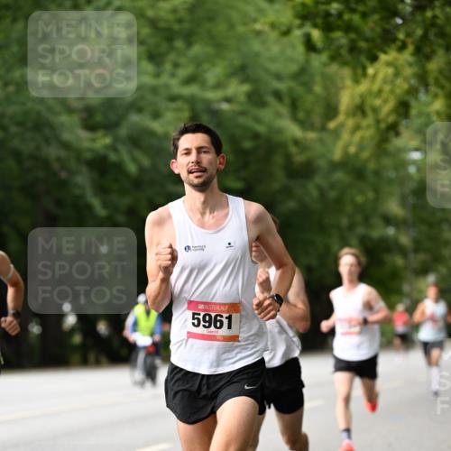 06.09.2026 - CURREX Alsterlauf Dr. Thomas Lammeyer http://msf.ph/oto/10113178 06.09.2026 09:04:25 Laufen 5961 meine-sportfotos.de