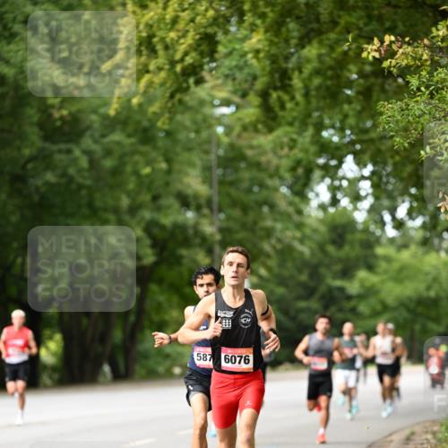 06.09.2026 - CURREX Alsterlauf Dr. Thomas Lammeyer http://msf.ph/oto/10113201 06.09.2026 09:04:30 Laufen 587, 6076 meine-sportfotos.de