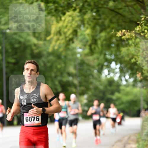 06.09.2026 - CURREX Alsterlauf Dr. Thomas Lammeyer http://msf.ph/oto/10113214 06.09.2026 09:04:32 Laufen 6076 meine-sportfotos.de