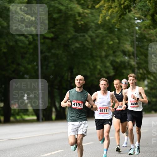 06.09.2026 - CURREX Alsterlauf Dr. Thomas Lammeyer http://msf.ph/oto/10113242 06.09.2026 09:04:37 Laufen 4191, 4499, 70, 6117 meine-sportfotos.de
