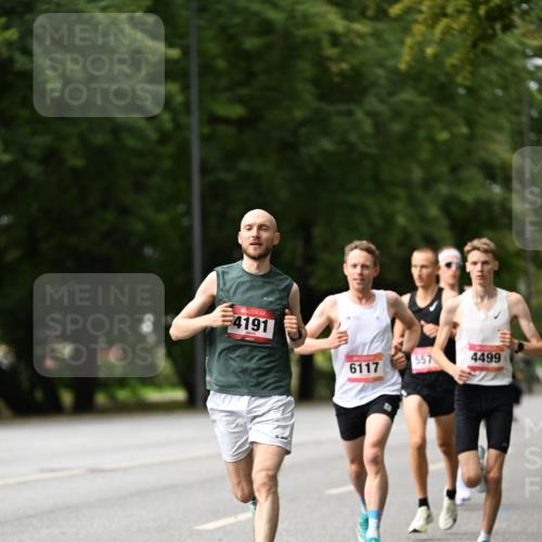 06.09.2026 - CURREX Alsterlauf Dr. Thomas Lammeyer http://msf.ph/oto/10113246 06.09.2026 09:04:37 Laufen 4191, 557, 4499, 6117 meine-sportfotos.de