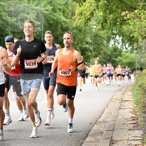06.09.2026 - CURREX Alsterlauf Dr. Thomas Lammeyer http://msf.ph/oto/10113299 06.09.2026 09:04:47 Laufen 8129, 578, 6000, 5039, 4907 meine-sportfotos.de