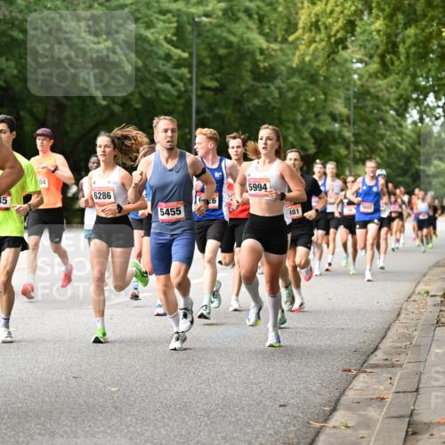 06.09.2026 - CURREX Alsterlauf Dr. Thomas Lammeyer http://msf.ph/oto/10113339 06.09.2026 09:04:53 Laufen 5617, 35, 04, 6286, 5994, 66, 5455, 981, 5603 meine-sportfotos.de