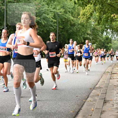 06.09.2026 - CURREX Alsterlauf Dr. Thomas Lammeyer http://msf.ph/oto/10113349 06.09.2026 09:04:55 Laufen 6418, 5455, 59, 64, 3981, 5892, 5008, 5603 meine-sportfotos.de