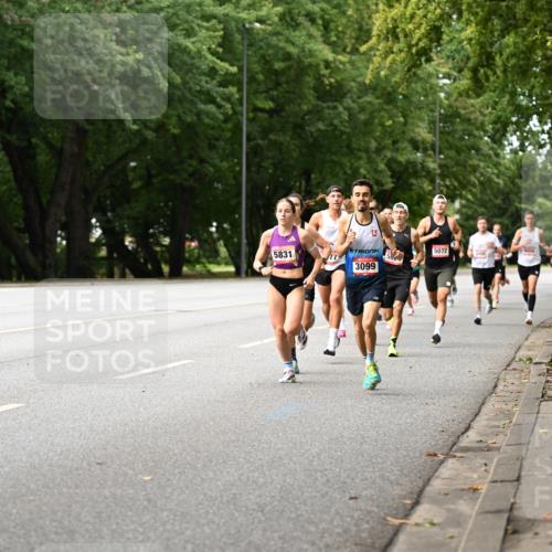 06.09.2026 - CURREX Alsterlauf Dr. Thomas Lammeyer http://msf.ph/oto/10113376 06.09.2026 09:04:59 Laufen 5831, 3099, 5072, 58 meine-sportfotos.de
