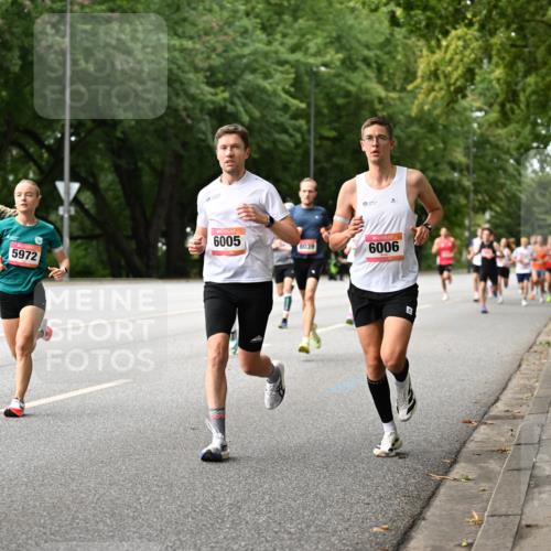 06.09.2026 - CURREX Alsterlauf Dr. Thomas Lammeyer http://msf.ph/oto/10113415 06.09.2026 09:05:04 Laufen 5972, 6005, 8039, 6006 meine-sportfotos.de