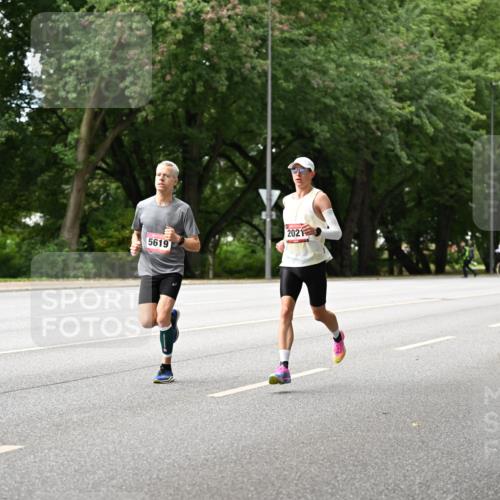 06.09.2026 - CURREX Alsterlauf Dr. Thomas Lammeyer http://msf.ph/oto/10113432 06.09.2026 09:05:07 Laufen 5619, 2021, 3809 meine-sportfotos.de