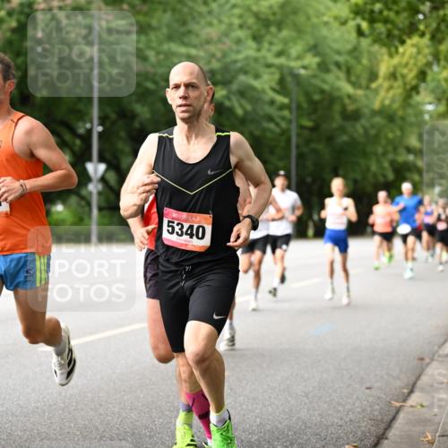06.09.2026 - CURREX Alsterlauf Dr. Thomas Lammeyer http://msf.ph/oto/10113467 06.09.2026 09:05:13 Laufen 516, 5340 meine-sportfotos.de
