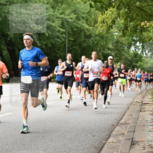 06.09.2026 - CURREX Alsterlauf Dr. Thomas Lammeyer http://msf.ph/oto/10113489 06.09.2026 09:05:17 Laufen 4678, 5641, 6226, 626, 6043, 2813 meine-sportfotos.de