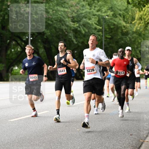 06.09.2026 - CURREX Alsterlauf Dr. Thomas Lammeyer http://msf.ph/oto/10113496 06.09.2026 09:05:18 Laufen 6043, 5641, 27, 6226, 813 meine-sportfotos.de