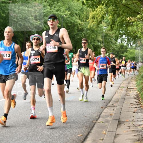 06.09.2026 - CURREX Alsterlauf Dr. Thomas Lammeyer http://msf.ph/oto/10113542 06.09.2026 09:05:25 Laufen 5134, 013, 8274, 5456, 4614, 5374, 5727 meine-sportfotos.de
