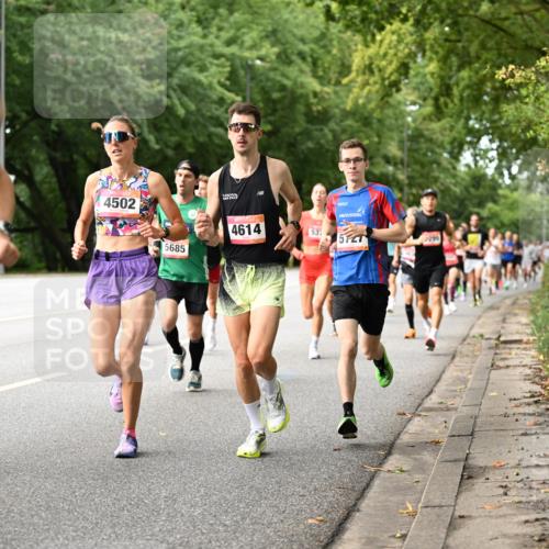 06.09.2026 - CURREX Alsterlauf Dr. Thomas Lammeyer http://msf.ph/oto/10113548 06.09.2026 09:05:26 Laufen 4502, 4614, 53, 5685, 5727 meine-sportfotos.de