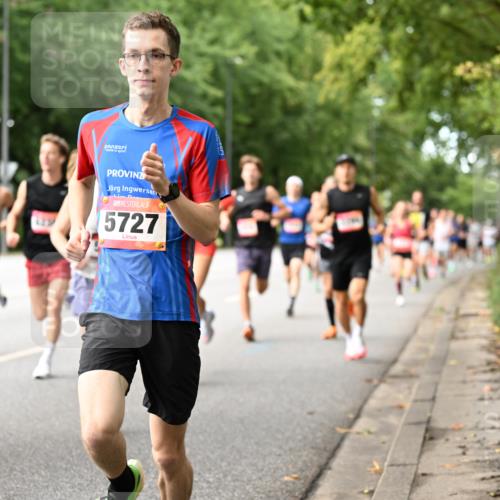 06.09.2026 - CURREX Alsterlauf Dr. Thomas Lammeyer http://msf.ph/oto/10113557 06.09.2026 09:05:27 Laufen 685, 5727 meine-sportfotos.de